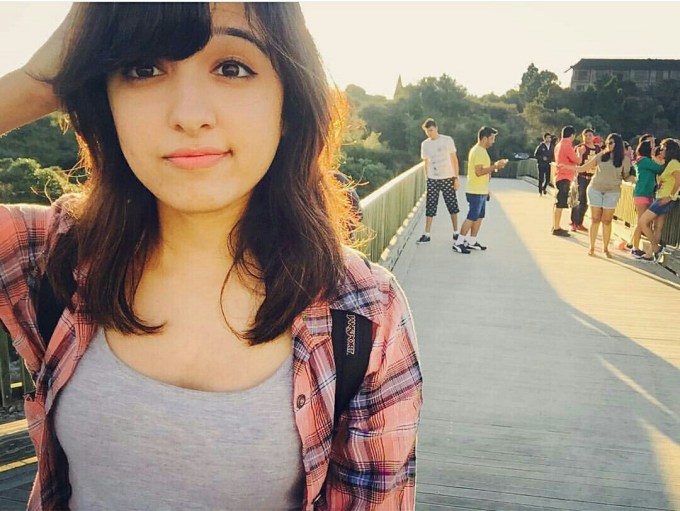 Shirley Setia Height