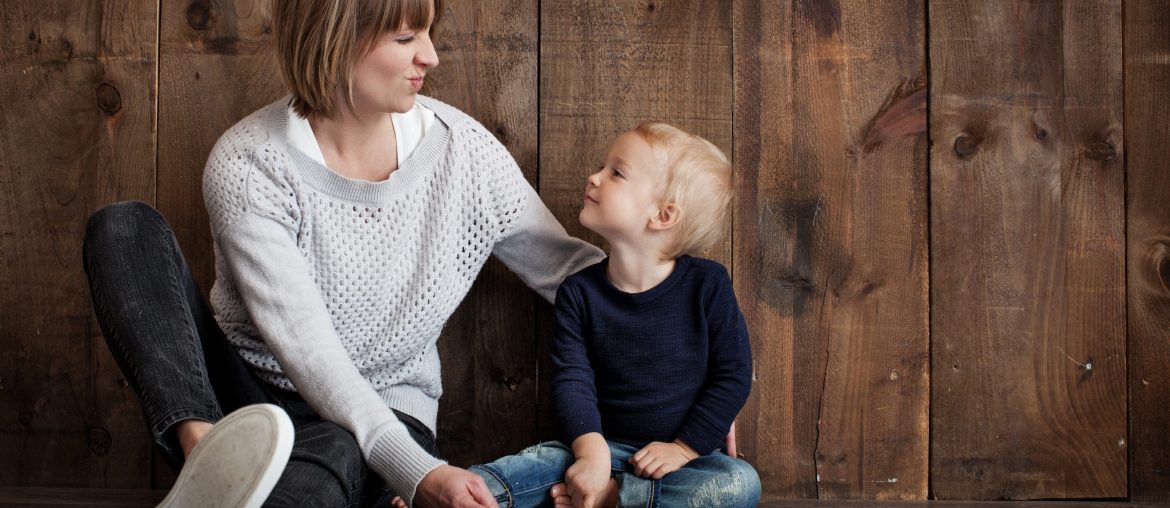 5 wedding etiquettes for divorced parents